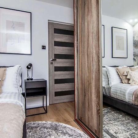 Widok Na Gorke Apartman Chełm Kültér fotó