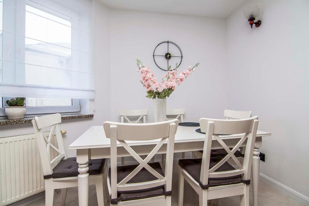 Widok Na Gorke Apartman Chełm Kültér fotó